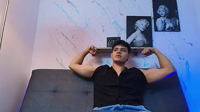 Вебкам-шоу mike_sanz