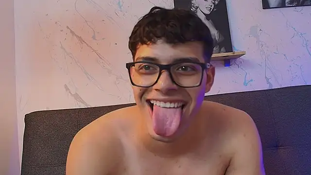 mike_sanz webkamerás műsora