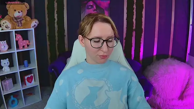 Kriswix Chat XXX live
