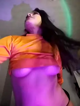 ISASQUIIRT0 网络视讯表演
