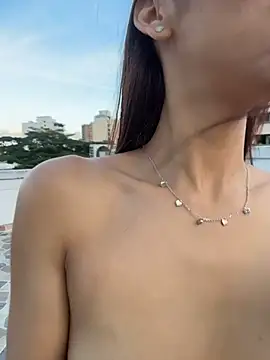Karimeghills' Live XXX Chat