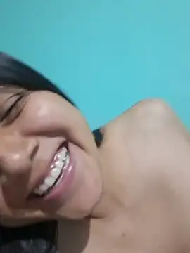 madi23q Webcam-Show