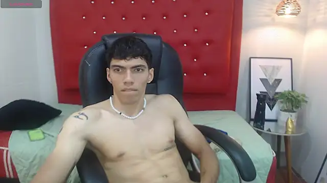 Hanx_Diincel Show in webcam