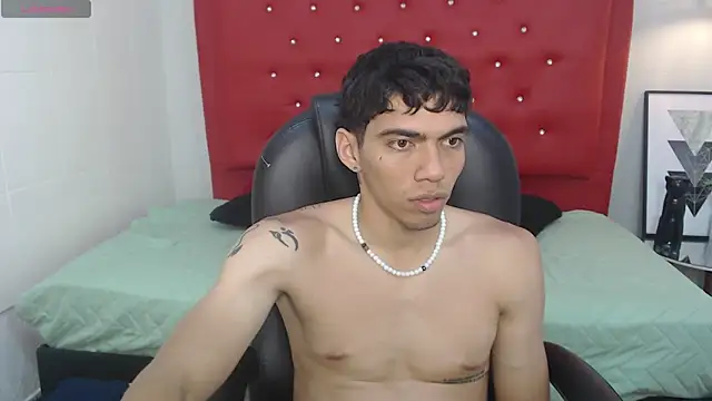 Hanx_Diincel Show in webcam