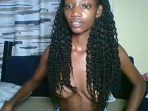 Chat +18 de petitecharm ao vivo