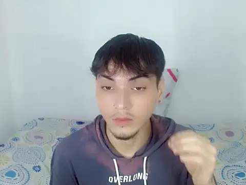 flaco23_latino Adlı Modelin Web Kamerası Şovu