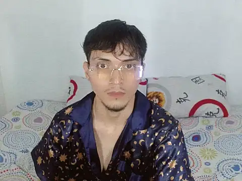 flaco23_latino Webcamshow