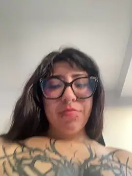 Živý XXX chat MennaLee_