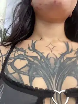 MennaLee_'s Webcam Show