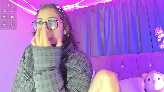 Sarah_Moon1's Live XXX Chat