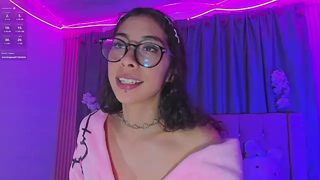 Sarah_Moon1's Live XXX Chat