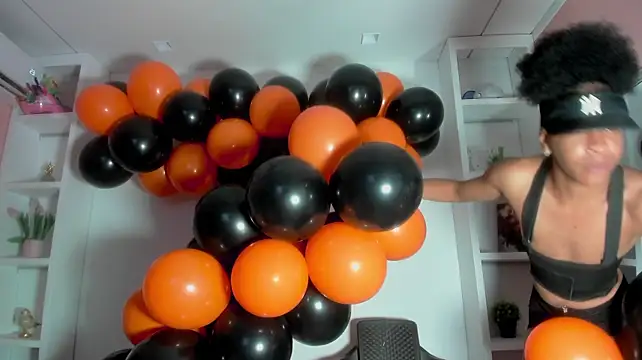 TenderTeacher Pertunjukan Webcam