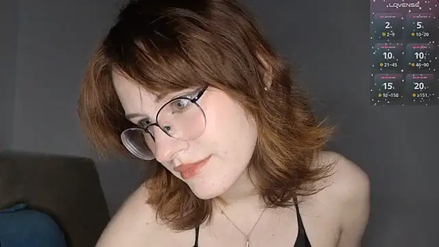 PliantMissus' Live XXX Chat