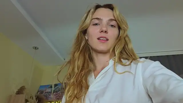 Pertunjukan Kamera Web MarielRoloson