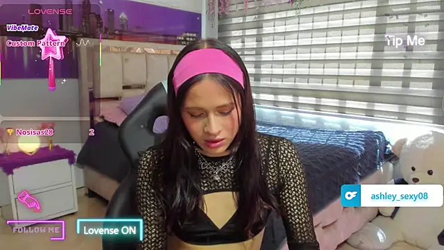 kumikoxxx Show in webcam