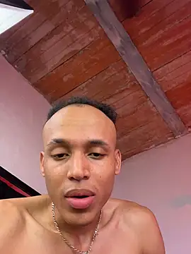 johnny_zhang Webcam show