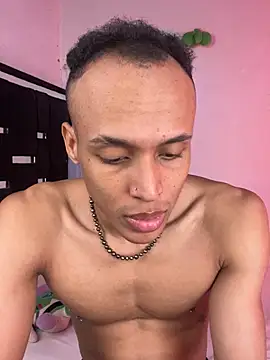 johnny_zhang – webcam-show