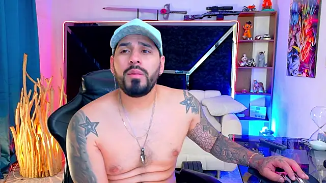 Show modela Maximo__Vlda na web-kameri