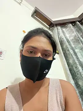kavyq3791 Webcam Show