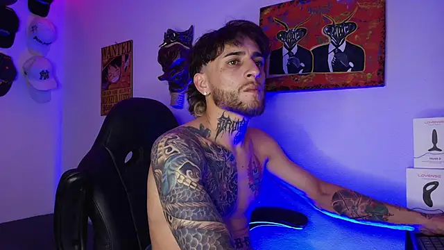 Drako_liveshow: διαδικτυακό σόου στην κάμερα