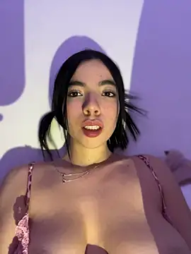 Mila_3's Live XXX Chat