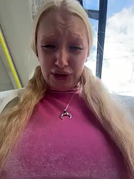 Elfi_InPublic Webcam show