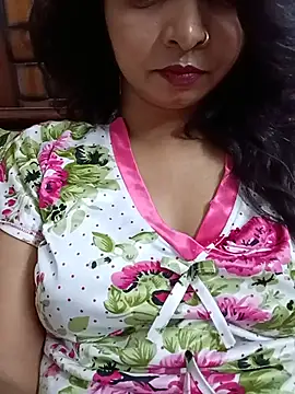Cute-sonam-01's Webcam Show