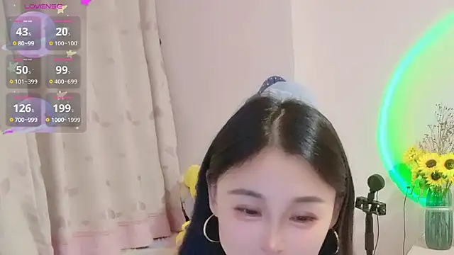 Chat +18 de Alice-168 ao vivo