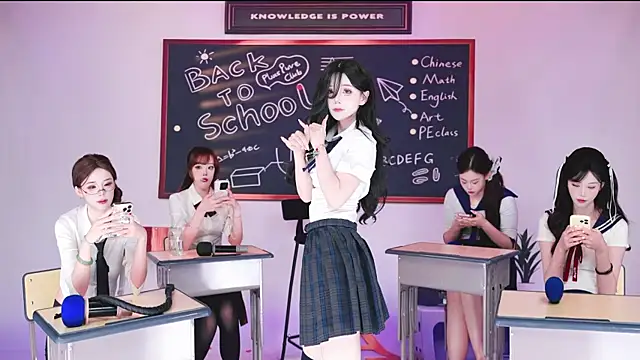 St-girl01 Show in webcam