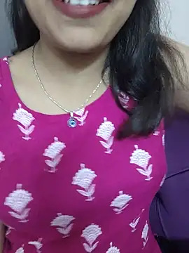Chat +18 de Ritika_jha01 ao vivo