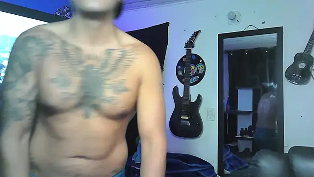 MrGoldenBoy777 Webcamshow