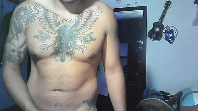 MrGoldenBoy777n Webbikameraesitys