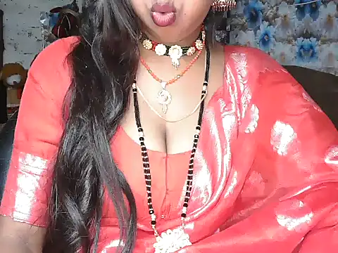 NottyMomo – webcam-show