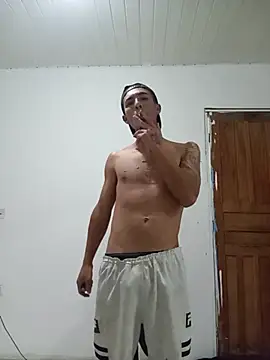 Show modela tekkensc na web-kameri