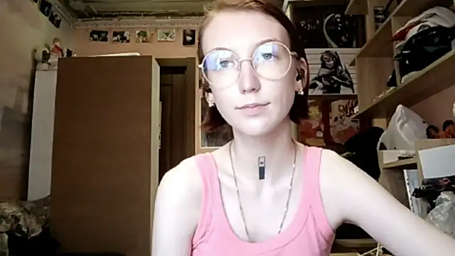 JenaeMicKonic Show in webcam