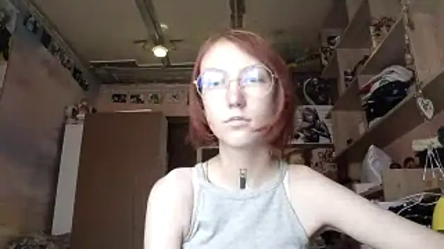 JenaeMicKonic Show in webcam