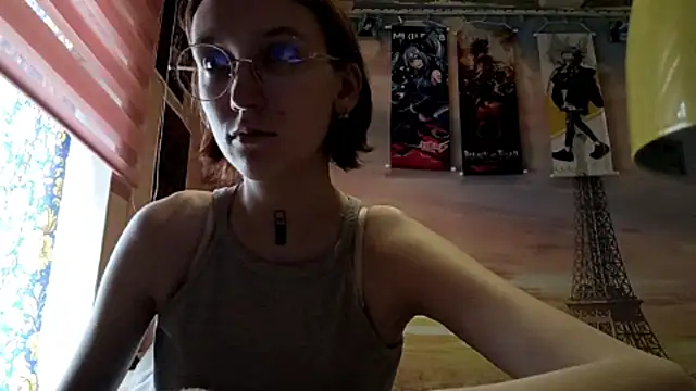 JenaeMicKonic Show in webcam