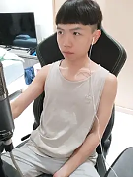 mochi8802's Webcam Show