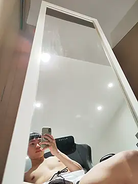 mochi8802 Show Webcam