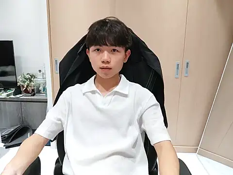 mochi8802's Webcam Show