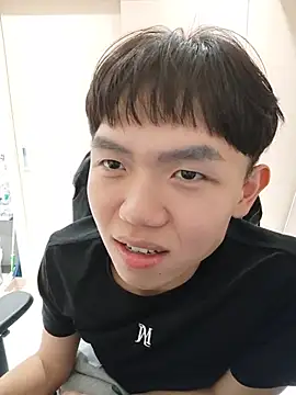 mochi8802 Pertunjukan Webcam