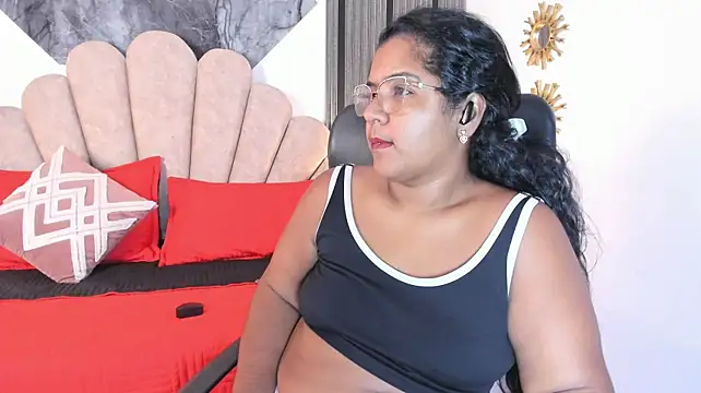 دردشة Slutty_Vicky الجنسية المباشرة