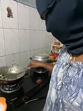 הופעת וובקאם של tamil_sexy_couple