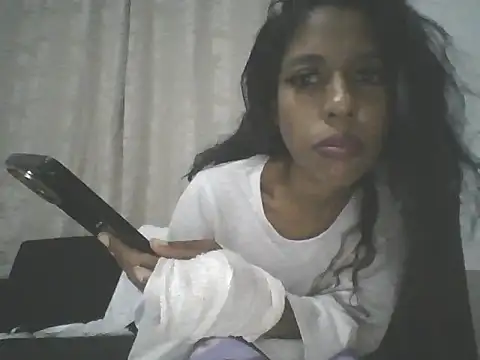 Indian_babydoll69's Live XXX Chat