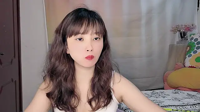 Yesqiko 在線直播表演