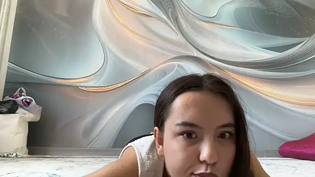 Show modela MathaEspejo na web-kameri