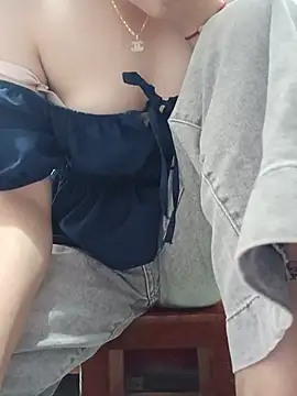 Bong_Hoa 在線直播表演