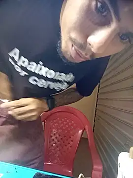 Show de novinhorelampago na webcam