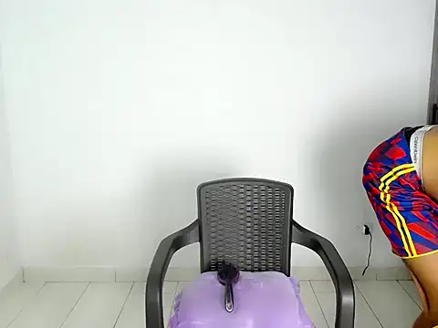 FireHots18 Show in webcam