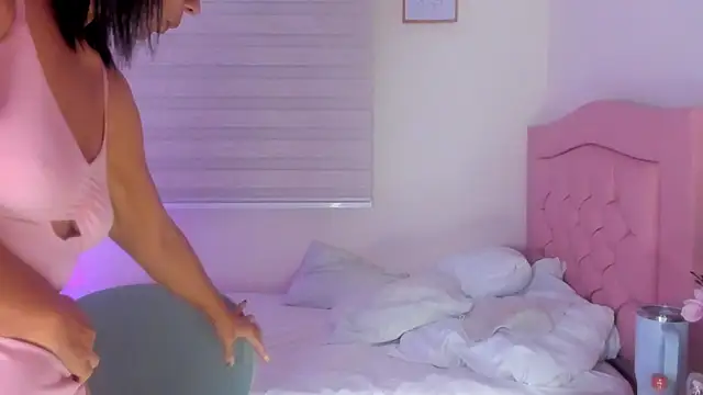 miapins Adlı Modelin Web Kamerası Şovu
